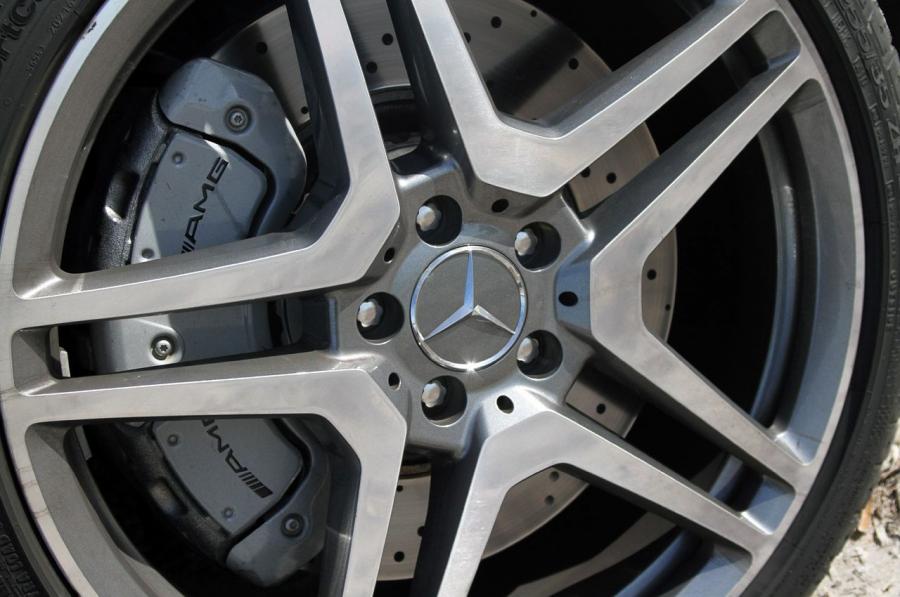  Mercedes-Benz CL63 AMG 2011 года  (фото 54 из 62)